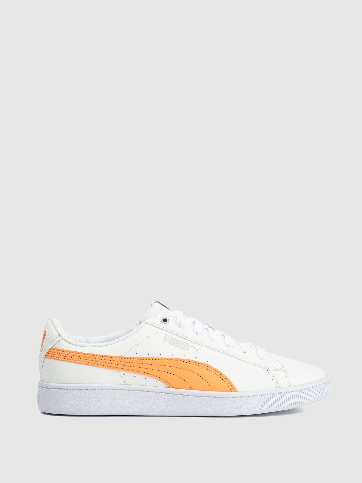 Puma vikky v2 on sale white